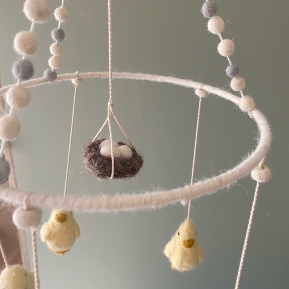 Petit Pehr Chick Mobile - Picture 3 of 4